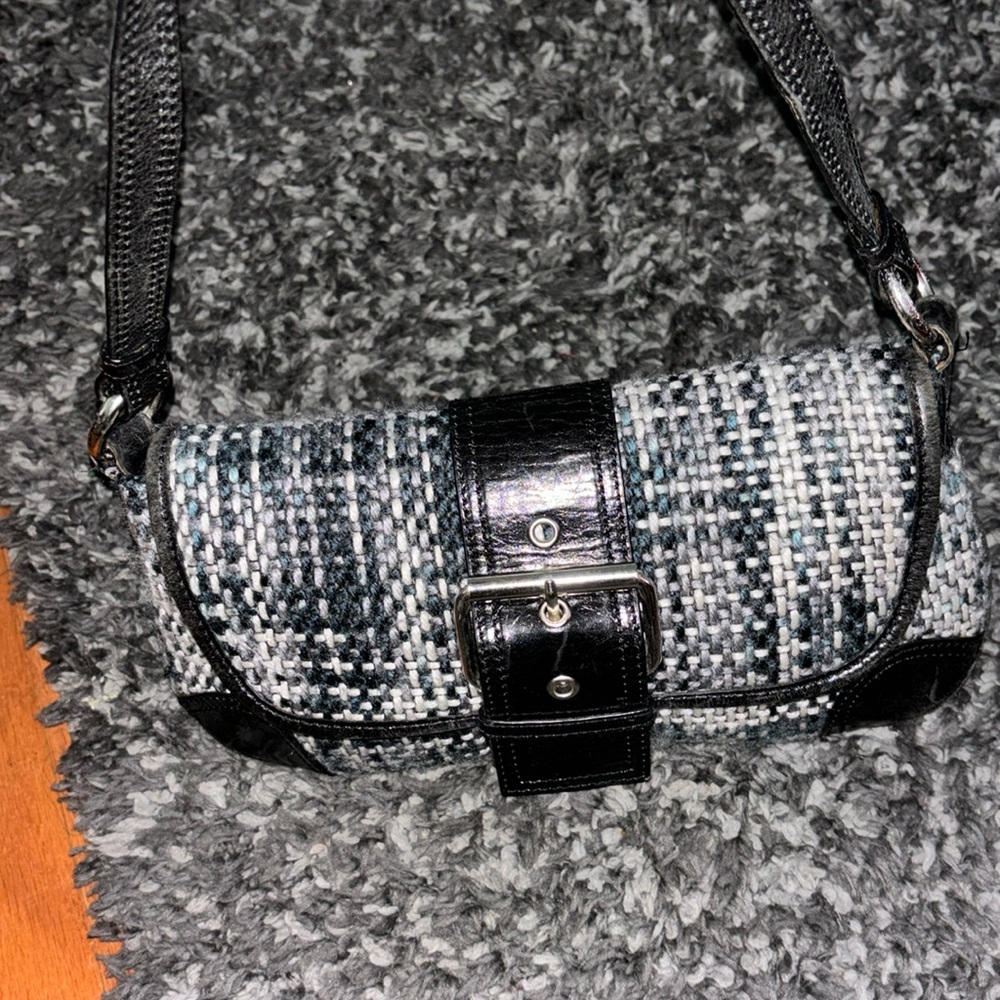 Shoulder bag